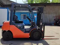 Вилочный погрузчик Toyota 8FG20 Новая, фотография 2