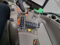 Трактор John Deere 8R 310 2021, фотография 6