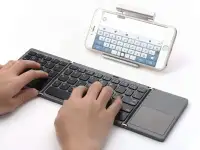 Складная беспроводная клавиатура с тачпадом, фотография 4