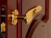 Замки межкомнатные, установка, ремонт.