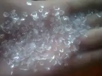 СТЕКЛЯННАЯ КРОШКА