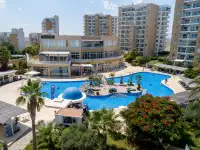 Квартиры на Северном Кипре в комплекс Caesar Resort / пляж Лонг Бич