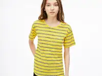 Женская футболка lacoste с круглым вырезом