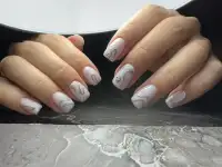 Маникюр, наращивание ногтей, прически, плетение волос, фотография 8