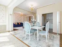 Апартаменты рядом с Дом Министерством, Достык 13/1, фотография 2