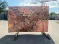 Плиты из оникса для хамама, каминов, обрамления стен, столешниц с подсветкой. Замеры и монтаж, опыт 20 лет, фотография 2