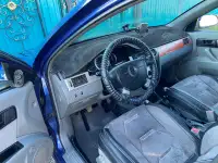 Продаю машину в хорошем состоянии, фотография 2