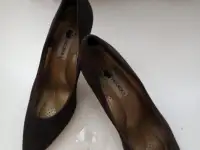 Туфли женские из темно-коричневого нубука, размер 39, фотография 2