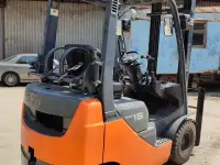 Вилочный погрузчик Toyota 8FG15 из Японии, фотография 8