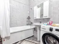 Уютная квартира в центре города посуточно, Бектурова 4/6, фотография 9