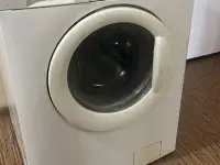 Отдам стиральную машинку.  Звоните на Вотсапп.Алматы Алмалинский район, фотография 2
