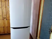 Продам холодильник LG