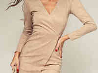 Мягкое асимметричное платье из замши