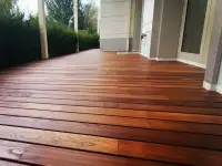 Укладка террасной доски из термодерева, терраса из термодревесины, фотография 2