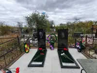 Уход за могилами на кладбище, фотография 2