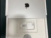 Apple Macbook Pro M3 14 дюймов 512 ГБ серебристый, фотография 3