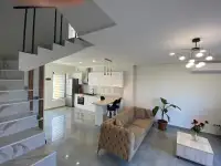 Продается коттедж у моря. Участок, мебель, техника. Батуми, фотография 3