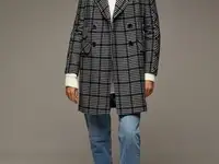 Шерстяное пальто в клетку