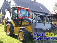 15053125 Стекло лобовое для экскаватора-погрузчика Volvo BL61B BL71B 2009-..