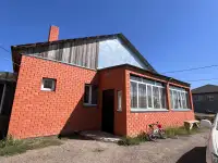 Продается 4х комнатный жилой дом, 20 минут езды от города, теплый, водопровод и газ будут подключены в 2026 году ведутся