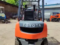 Вилочный погрузчик Toyota 8FG20 Новая, фотография 6