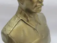 Бюст  И.В. Сталина