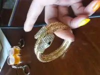 Браслет Змея золотистый цирконий со стразами, фотография 2