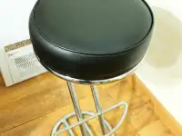 Продам барный стул