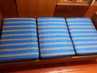 Кровать пр-во Германия, 3 матраса пружинные, сетка пружинная