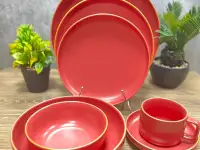 Малиновый столовый сервиз Vassila, фотография 4