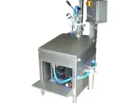 Оборудование для розлива в Bag in Box полуавтомат Италия, разливочная машина, фотография 2