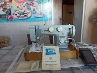 швейная машинка Подольск 142 с электроприводом