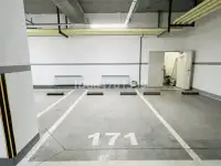 Продается квартира с паркингом, Улица Нажимеденова дом 2