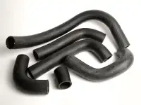 Патрубок резиновый, D 6-1200 мм, L 0,08-1200 мм, Способ присоед.: фланец-гладкий конец...