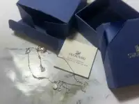 Продам колье Swarovski Duo Infinity Pendant. Коллекция: Miranda Kerr, фотография 11