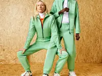 Спортивные брюки lacoste fashion show edition  unisex