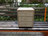 Новая удобная тумбочка, фотография 9