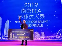 Фокусник Иллюзионист Михаил Гуторов, фотография 3