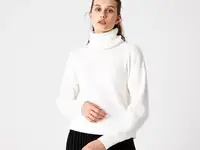 Женский свитер lacoste