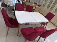 Комплект кухонных столов со стульями