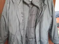 Продам зимнюю мужскую куртку, фотография 3