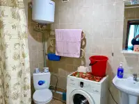 Сдаю 3 ком кв в 14 микрорайоне 3 дом 1 этаж 5 мин до пляжа., фотография 5