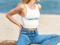 Кроп-топ с принтом 'незалежна'