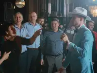 Ведущие Алматы Владимир и Елена Логиновы, фотография 2