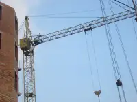 требуется машинист оператор башенного козлового и мостовых кранов, фотография 2