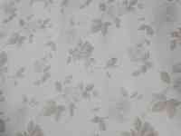 Скатерть клеенка производство Италия белая с серебром Розы, фотография 2