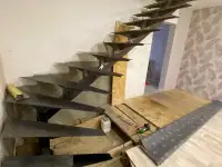 Лестницы на металлокаркасе. Мебель ЛОФТ., фотография 5