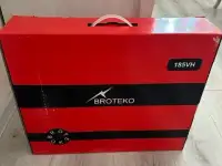 Продам новый мощный  Монитор Broteka 185VN