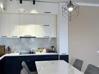 Продам просторную полностью меблированную квартиру с хорошим качественным ремонтом в новом ЖК Medeu Park., фотография 5