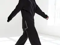 Черный костюм с объемным свитшотом